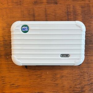RIMOWA White Toiletries Case